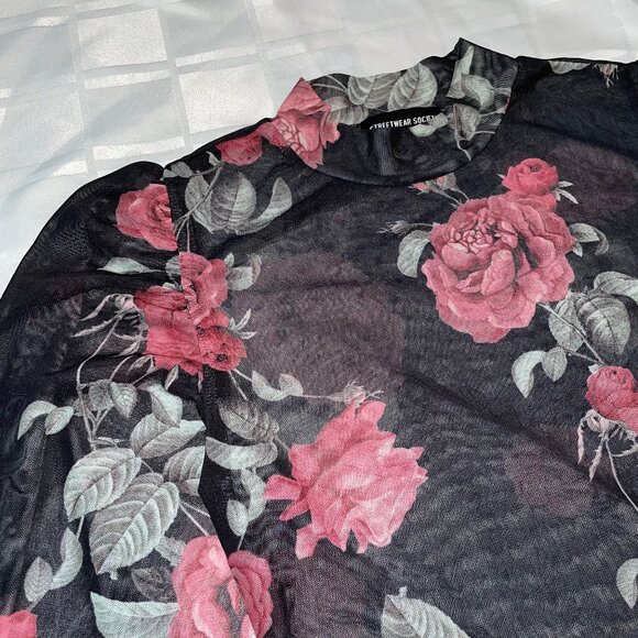 🎉 Bundle Deal: 4 for $20! 🎉 sheer floral top M - Picture 2 of 7